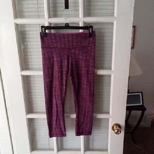 Lululemon Purple Patterned Leggings. Sz 4